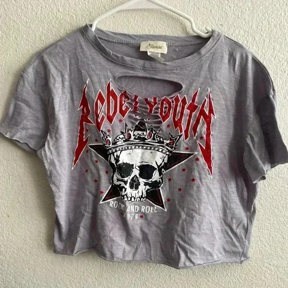 🆕Graphic Crop-top Rock & Roll Rebel Youth M🆕 - Picture 1 of 8